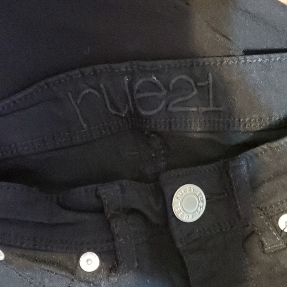 Jeans - Picture 3 of 3
